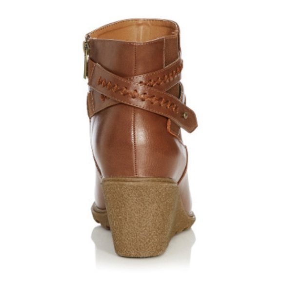 NWT CLOUDWALKERS WIDE FIT Alanna Wedge Bootie - Picture 3 of 10